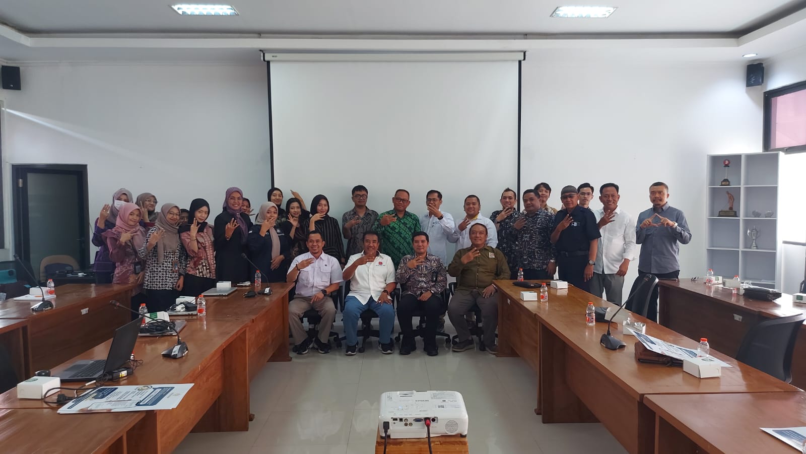 Catatan Jarot Warjito: Aktif Berjejaring Lewat Sosialisasi Klinik PKP Sosialisasi Klinik PKP