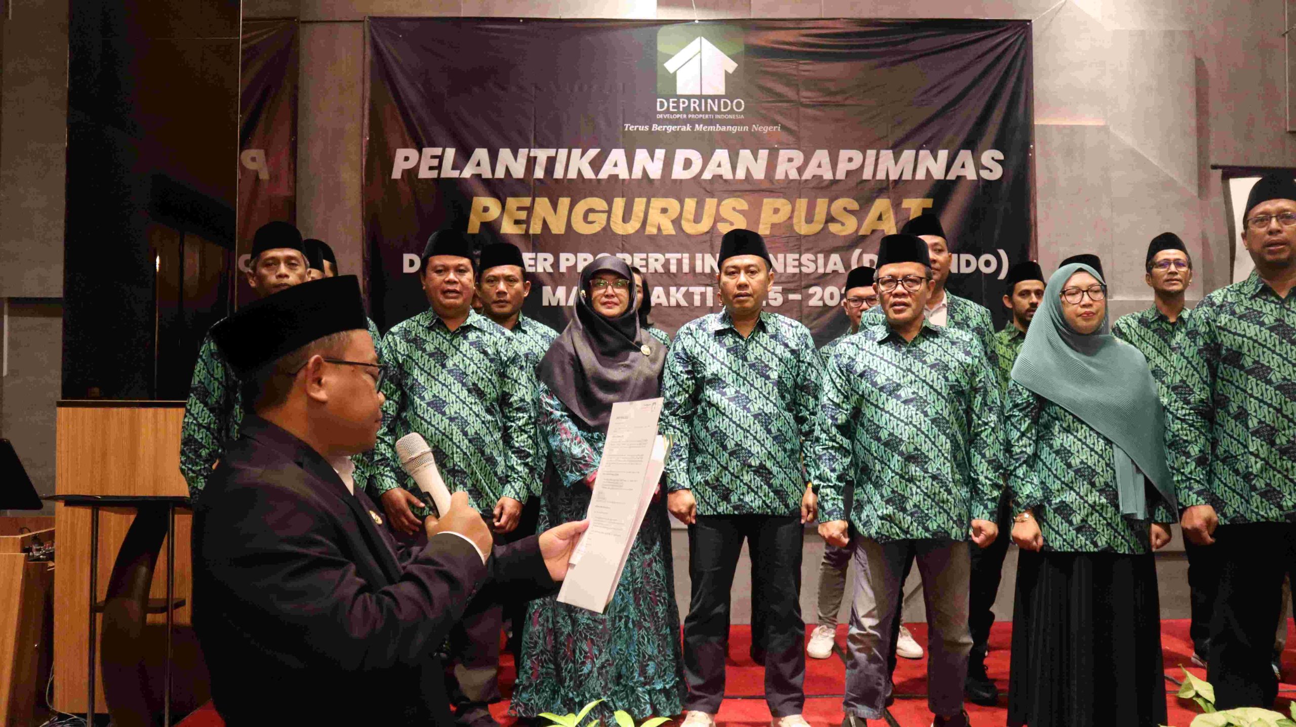 foto web jarot warjito pelantikan 3